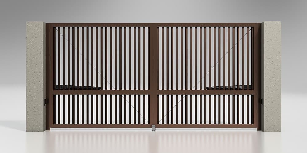 Распашные ворота Alutech с вертикальным разреженным заполнением
